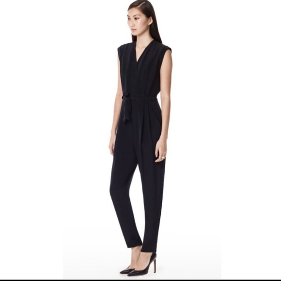 Theory classic jumpsuit sz 6 - Picture 5 of 7